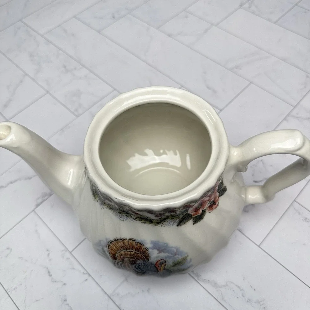 Queens Myott Thanksgiving Teapot